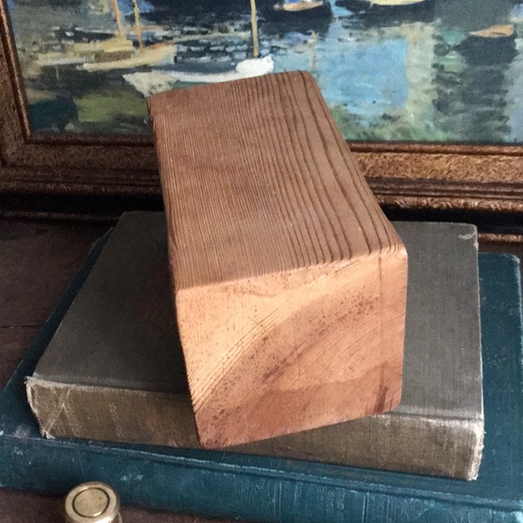 Primitive Wood Heart Trinket Box - Picture 4 of 11